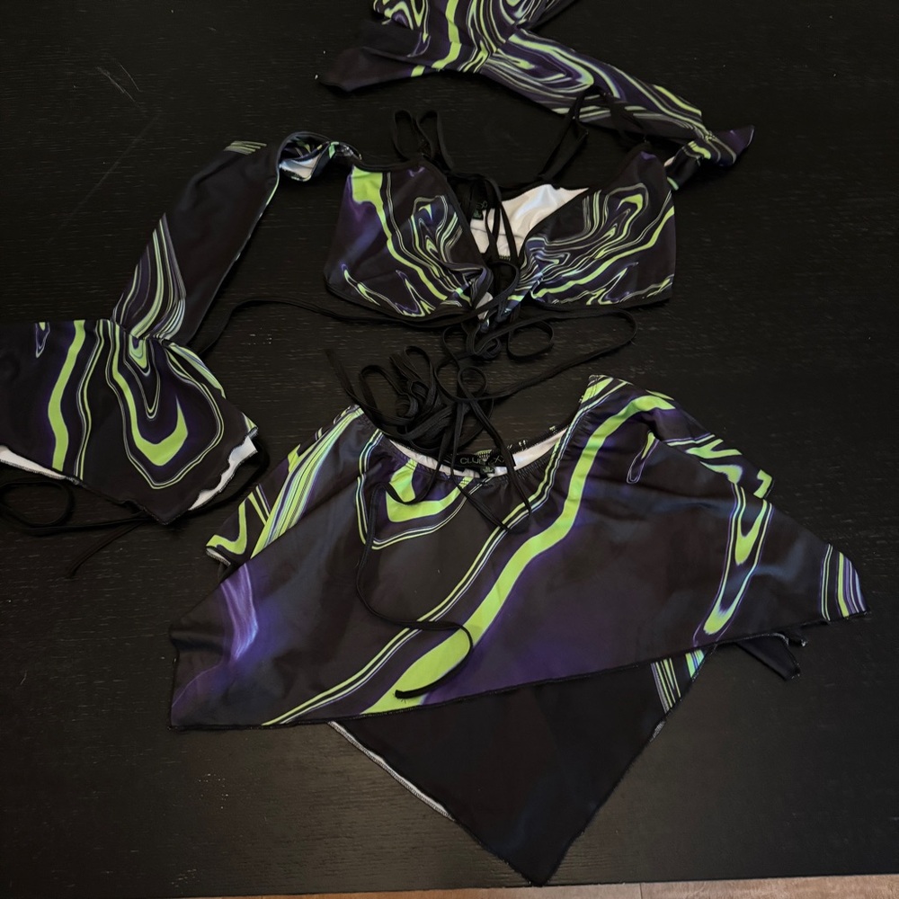 Metamorphosis Rave Skirt Set Small - Picture 3 of 9